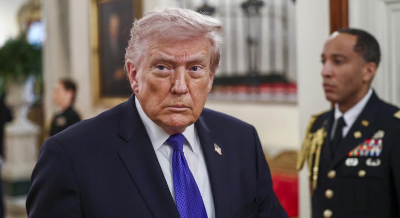 Sebtében vontak ki egy tucat amerikai nehézbombázót Európából – Megszólalt Trump a katonai fenyegetésről