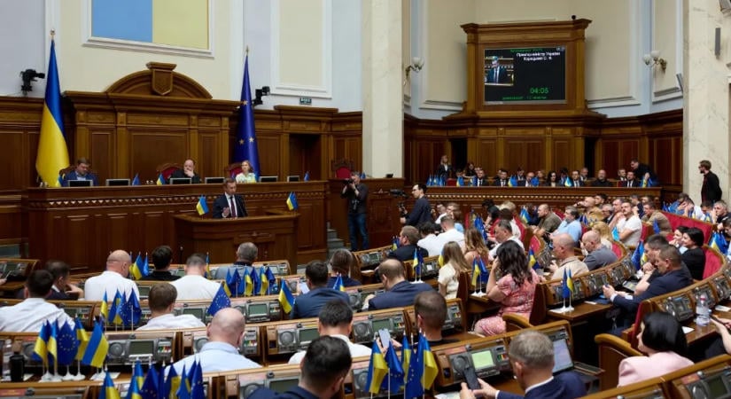 Megszavazta Kijev a kisebbségi oktatási jogok rendezését