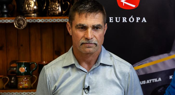 Ambrus Attila: „Igyekszem úgy élni, úgy lefeküdni este, hogy reggel ne törjék rám az ajtót”