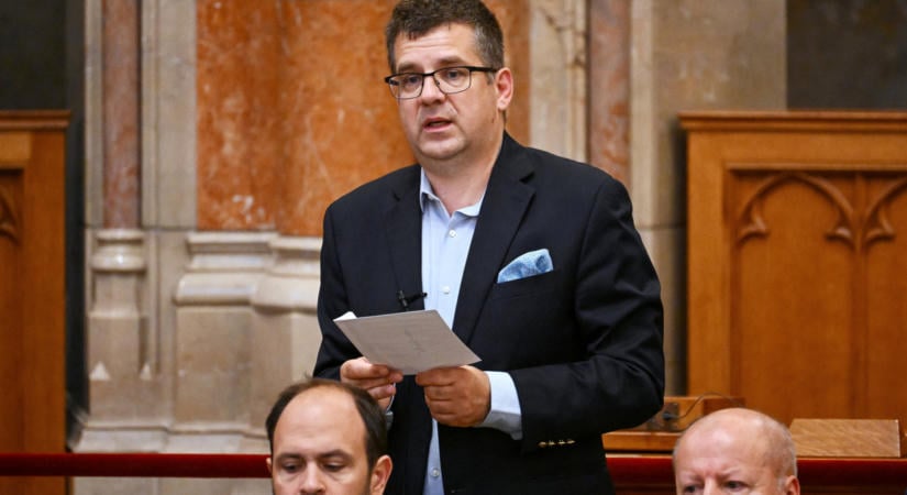 Őrizetbe vették Seszták Miklóst
