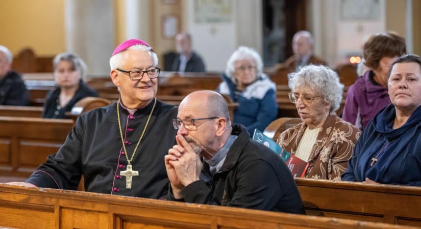 Előadással és szentmisével tisztelegtek Székesfehérvár egykori püspöke előtt (galéria)