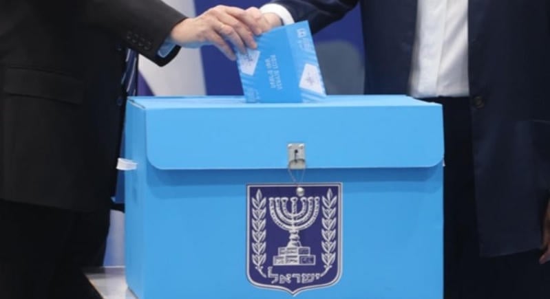 Két Izrael verseng egymással