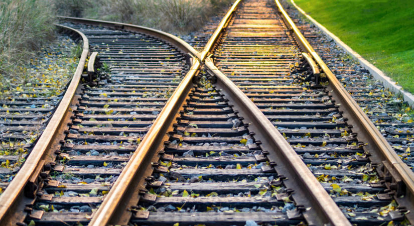Éjszakai vasúti karbantartások lesznek térségünk több településén