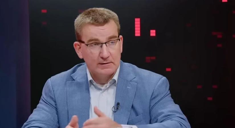 Ismert biztonságpolitikai szakértő érkezik a külügyi intézet vezetésébe