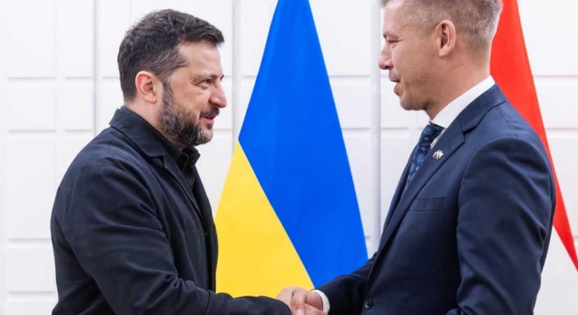 Brüsszelben tárgyalt Zelenszkijjel Magyar Péter, szolidaritásáról biztosította az ukrán elnököt