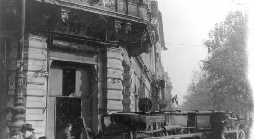 Azt hitték, győzött a forradalom, úgyhogy elindultak lefotózni a szétlőtt Budapestet