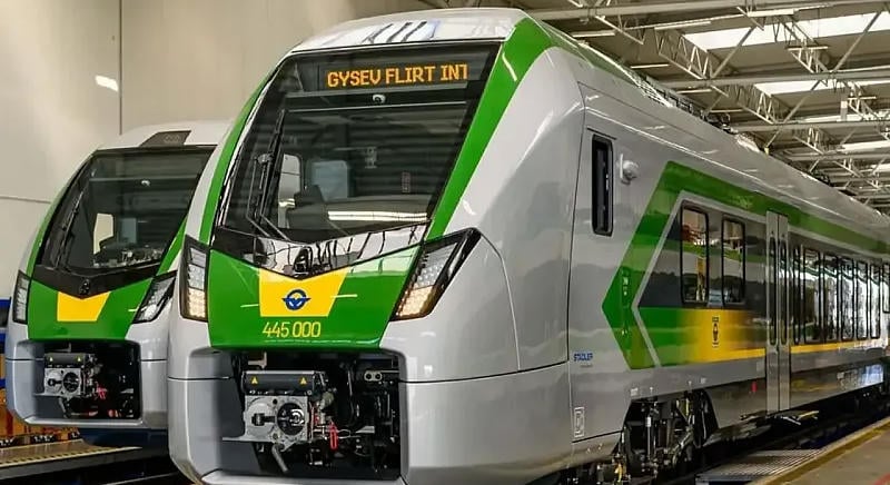 Egyre közelebb a magyar sínekhez az új InterCity-flotta