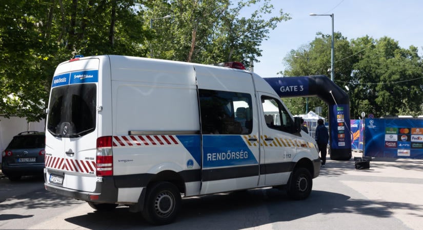 Bombával fenyegetett egy fiatal Budapesten