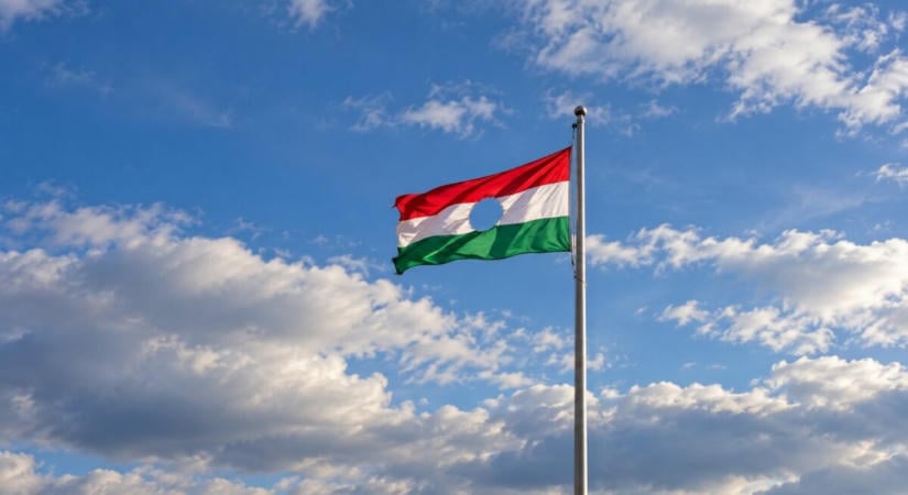 Október 23.: a lyukas magyar zászló alatt emlékeztek Washingtonban