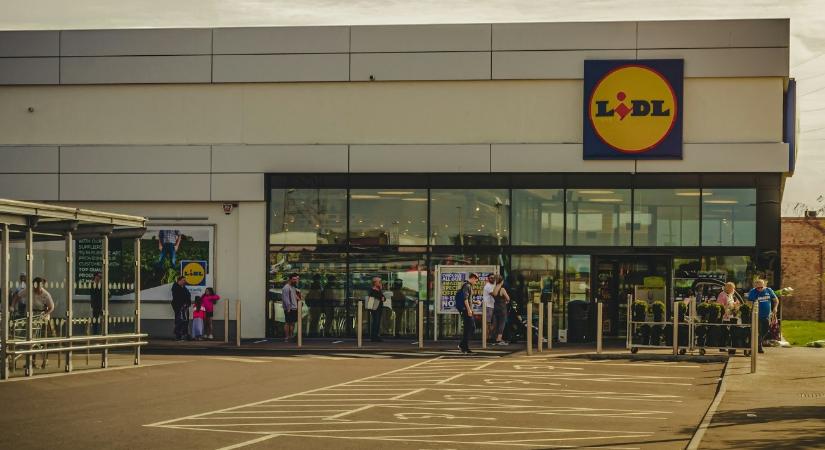 Hackertámadás érte a Lidl rendszerét, a vásárlók adatai is illetéktelen kezekbe kerültek