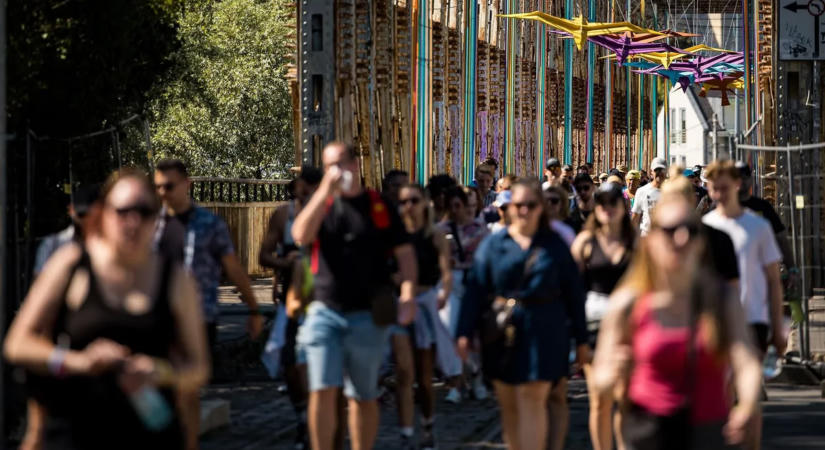 Nyomoz a rendőrség a DJ Oti koncerten történt bedrogozások ügyében