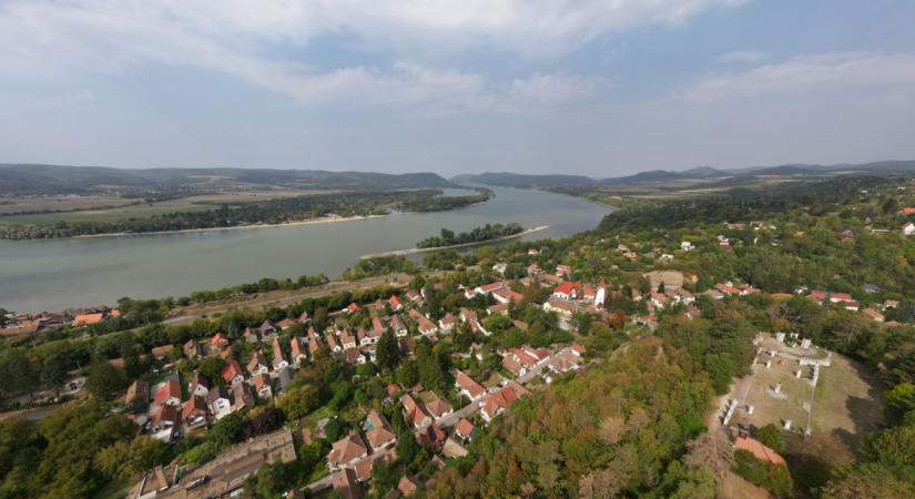 Hullámokra bízott emlékek