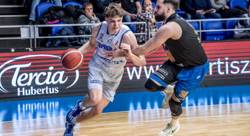 A Jászberény ellen kezdi, a Honvéd ellen zárja a felkészülést a Sopron