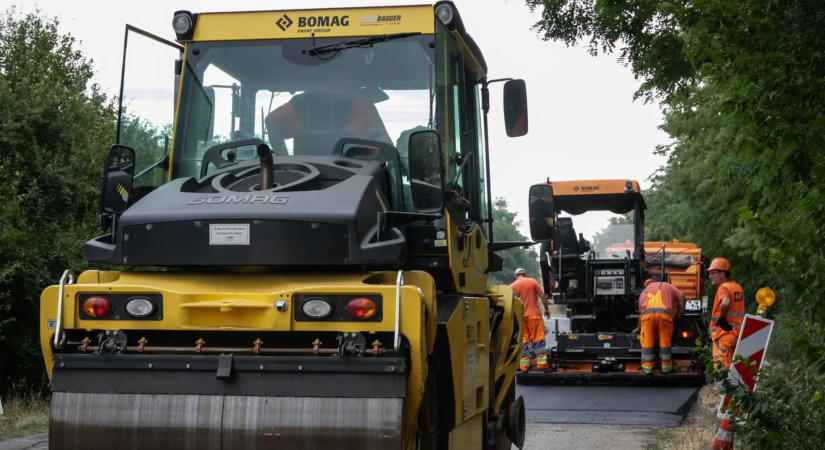 Vitézy Dávid: A Magyar Közút idén közel 140 kilométernyi mellékutat újított fel