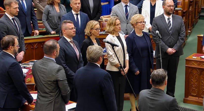 „Visszacsinálós nap” a parlamentben: sorra bontja vissza az Orbán-rendszer korábbi döntéseit az Országgyűlés