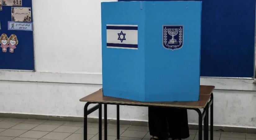 Izraelben megnyíltak a szavazóhelyiségek