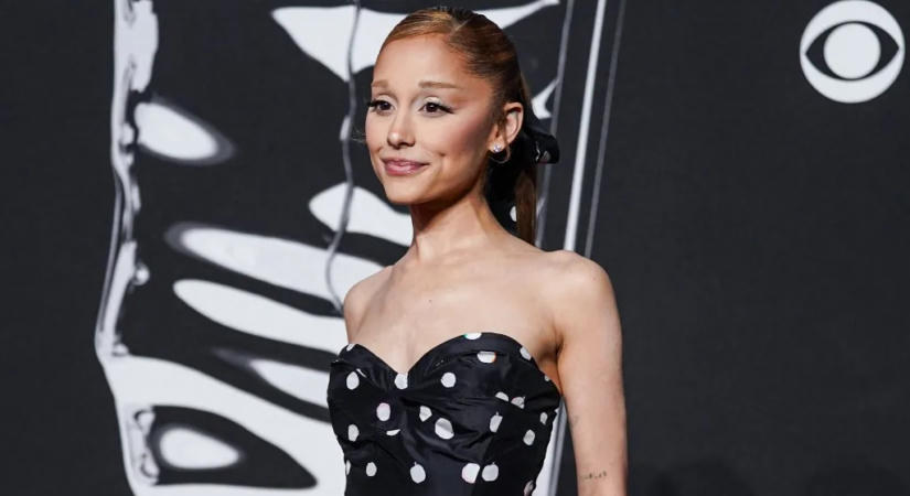 Ariana Grande tíz év után visszatért régi szerelméhez