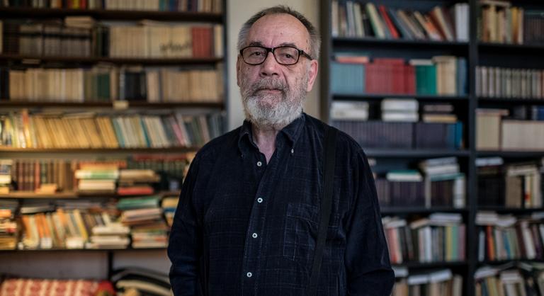 Eladóvá vált Tamás Gáspár Miklós belvárosi lakása