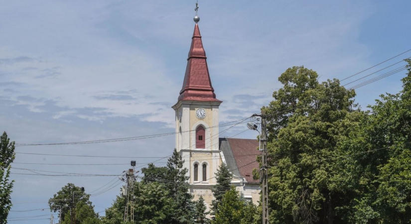 Évekig nélkülözték, vasárnap végre visszakapják a templomukat a bordányiak
