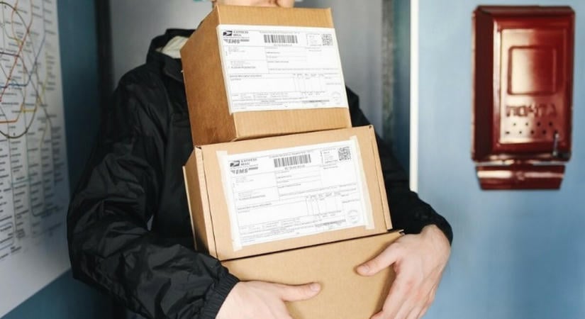 Új uniós szintű kezelési díjat vezet be az unió a csomagokra