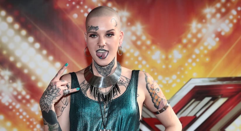 Az X-Faktor sztárja a Megasztárban tűnt fel, miután intim videó terjed róla