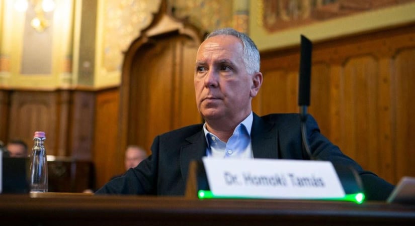 Dr. Homoki Tamás alpolgármester a közgyűlésen részletezte, hogy miért mondott le tisztségéről