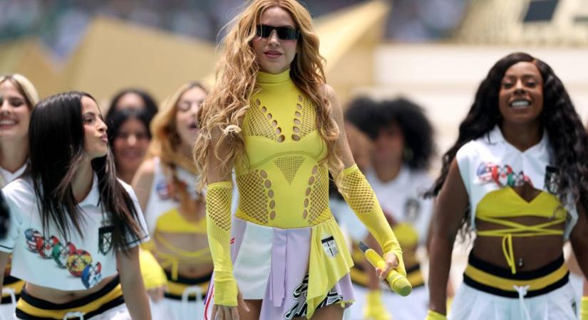 A FIFA a saját szabályait szegi meg Madonna, Shakira és a BTS miatt