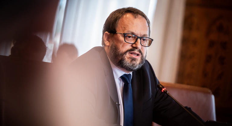 Kiderült, mit kezdenek Kármán Andrásék az Orbán-kormány kellemetlen örökségével