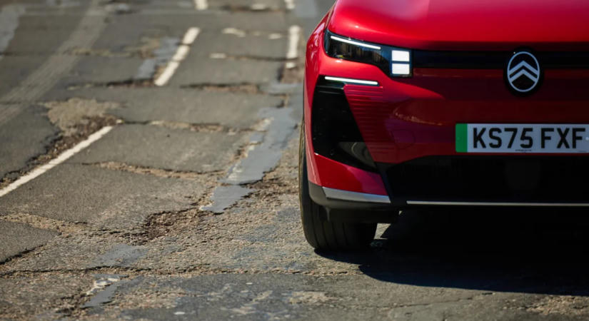 MI-segítséggel lenne úrrá a kátyúkon a Citroën