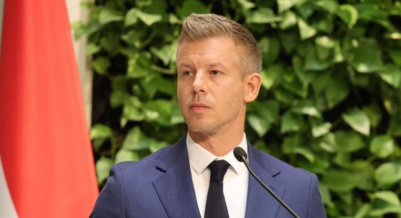 Maximálta a kormány az állami cégek vezetőinek díjazását