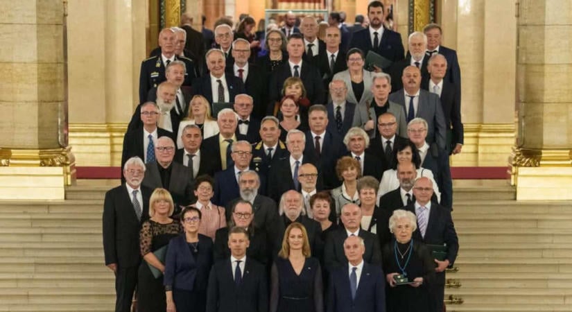 Állami kitüntetést kapott a szakképzés két kiemelkedő pedagógusa