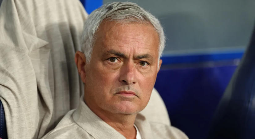 „Haza kell küldeni őket!" - José Mourinho keményen beszólt a bíróknak a BL-meccs előtt