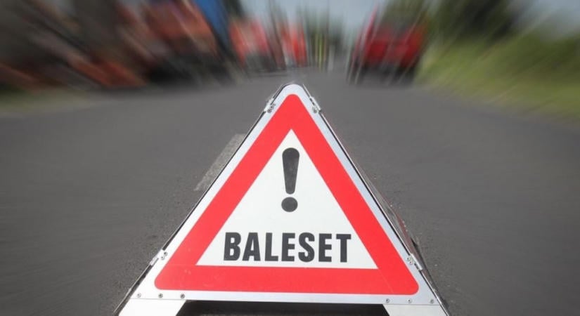 Hármas karambol volt a 47-esen