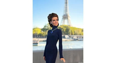 Celine Dion Barbie baba: zene és divat egy gyűjtői kiadásban