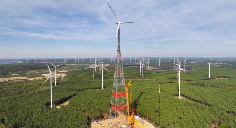 365 méter magas, 7 MW-os: megépült a világ legnagyobb szélerőműve