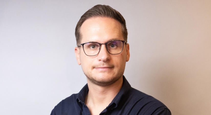 Beleállt a Cápák között befektetőjébe Deák Dániel – Válaszra sem méltatja az RTL