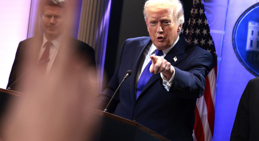 Sorsdöntő választások előtt áll Amerika: a párthűség vagy Trump személye lesz fontosabb?
