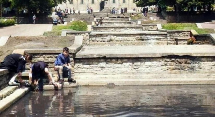 Eltűnt pécsi látványosság: ezért bontották el a Szent István tér vízlépcsőjét