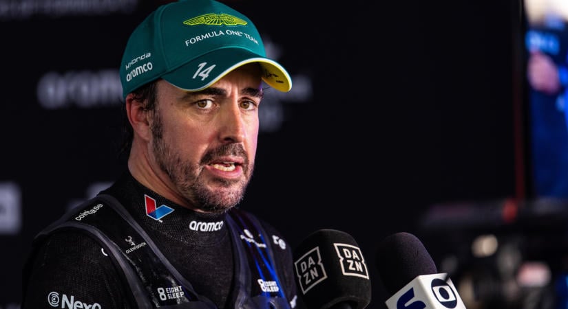 Alonso kiakadt, Hamiltonra mutogat