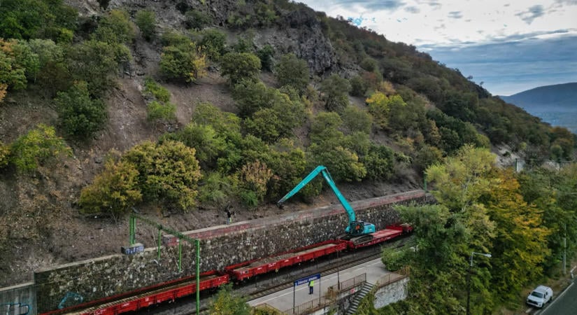 Nagymaros és Szob között ismét zavartalan a vasútközlekedés