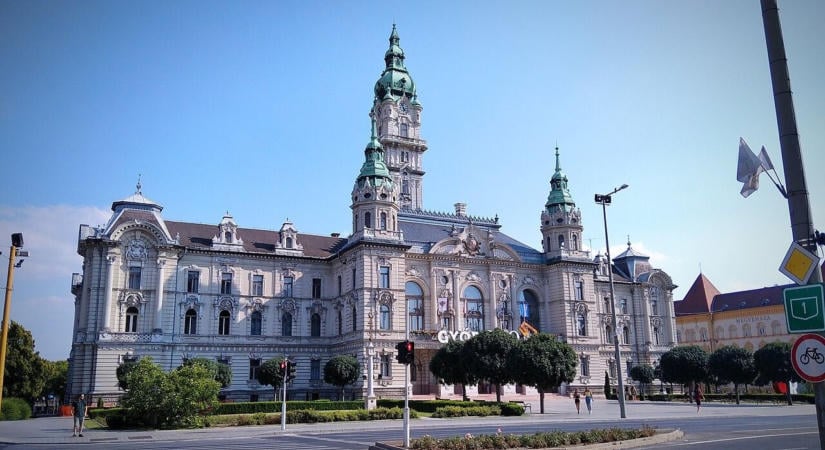 Szakadt a győri Fidesz frakció, de a belőle alakult Csak Győr sem támogatja a független polgármestert