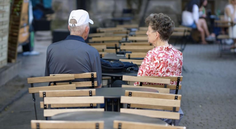 Micsoda? Év végi pénzt ad a nyugdíjasoknak ez a borsodi város, ha itt laksz, akár 20 ezret is kaphatsz