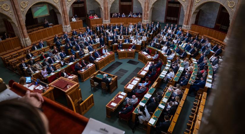 Összeült a Házbizottság a parlamenti csörte után: ezért szakadt félbe az Országgyűlés ülése