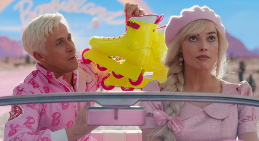 Veszélybe került a Barbie folytatása: Margot Robbie és Ryan Gosling fizetése állhat az útjában