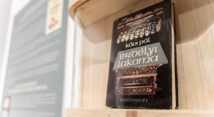 Marosvásárhelyre érkezik Kövi Pál és az Erdélyi lakoma története