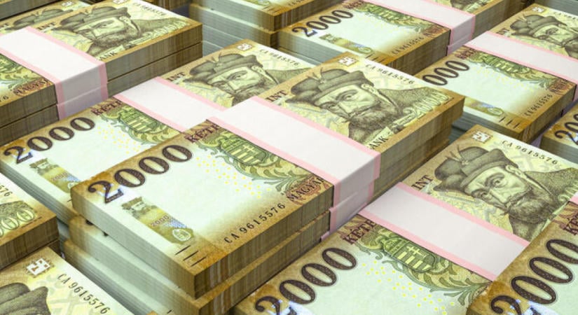 Folytatódik a forint menetelése