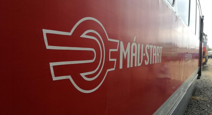Kisiklott egy munkagép Mezőkovácsházán: pótlóbuszok járnak Mezőhegyes és Mezőkovácsháza között