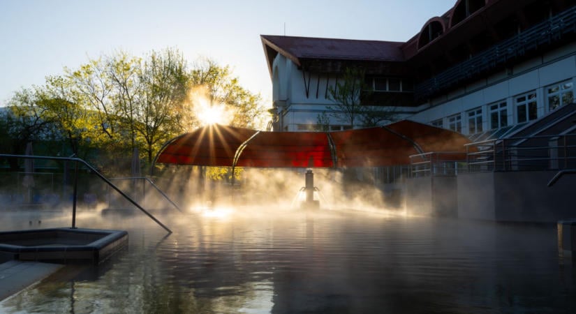 Trópusi hangulat és esti fürdőzés – őszi wellnessélmények a debreceni Aquaticumban