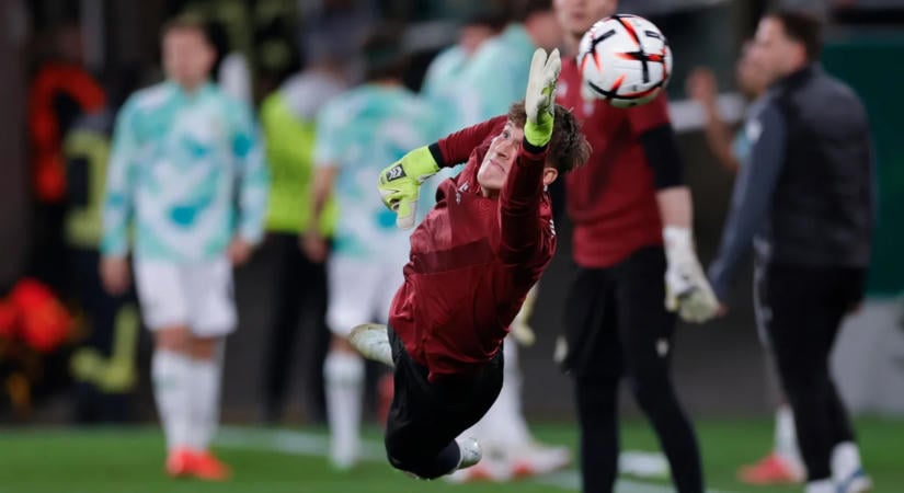 Kizárólag a fiatalszabály miatt került be a kapuba Radnóti a Ferencváros Európa-liga-meccsén