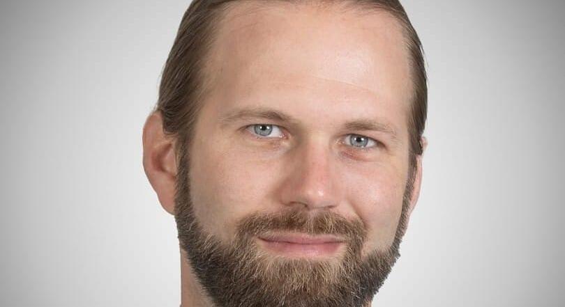 Kovács Bálint, a HVG újságírójának cikkeit is díjazta júniusban a MÚOSZ